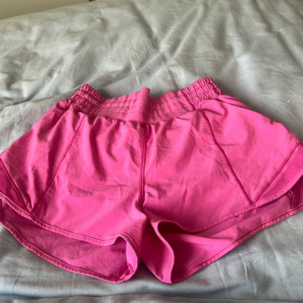 High rise hot pink hotty hot lulu lemon shorts